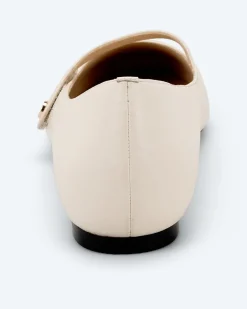 Ballerina mit Lackspitze Schuhe