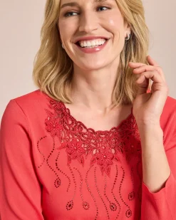 Best Glow Pullover Blumenstickerei Ausschnitt Strickware