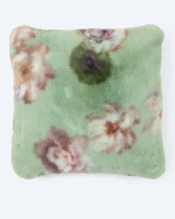 New Kissen in Kaninchenfell-Optik