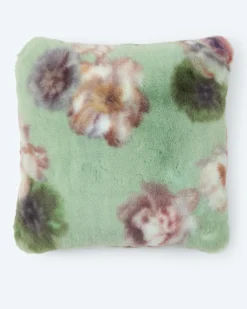 New Kissen in Kaninchenfell-Optik