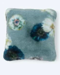 New Kissen in Kaninchenfell-Optik