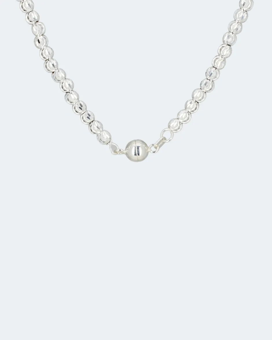 Hot Kugelkette mit Magnetschließe Halsketten & Colliers