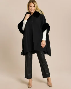 Hot Poncho mit Webpelzbesatz Strickware