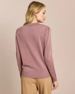 Best Pullover mit Kragen und Herzknöpfen Strickware