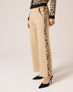 New Strickhose mit seitlichen Leostreifen Hosen