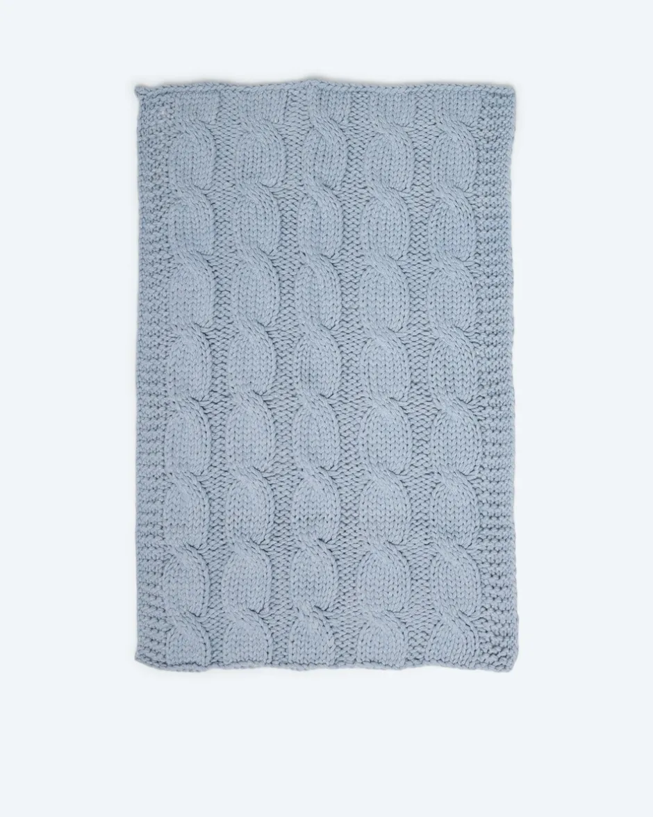 Online Strick-Wohndecke mit Zopfmuster Heimtextilien