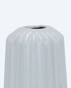 Outlet Vase im Streifendesign Dekoration